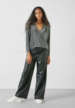 Annika Sparkle V Neck Top 24 Annika Sparkle V Neck Top -Cheap The Stylish Lady Store 007048 2986 02