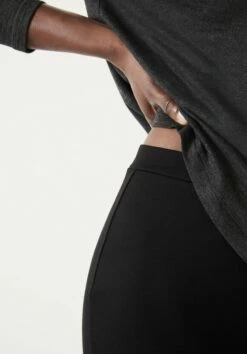 Regina Side Zip Jersey Leggings 24 Regina Side Zip Jersey Leggings -Cheap The Stylish Lady Store 008881 0456 04