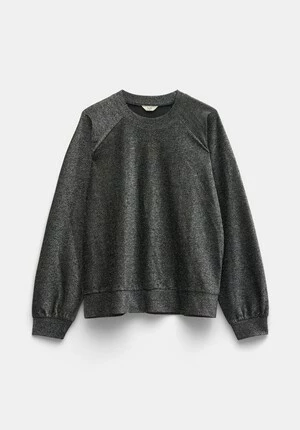 Amara Seam Detail Sweatshirt 20 Amara Seam Detail Sweatshirt - Image 18