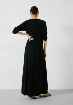 Talen Long Sleeved Knitted Maxi Dress -Cheap The Stylish Lady Store 010594 0456 03